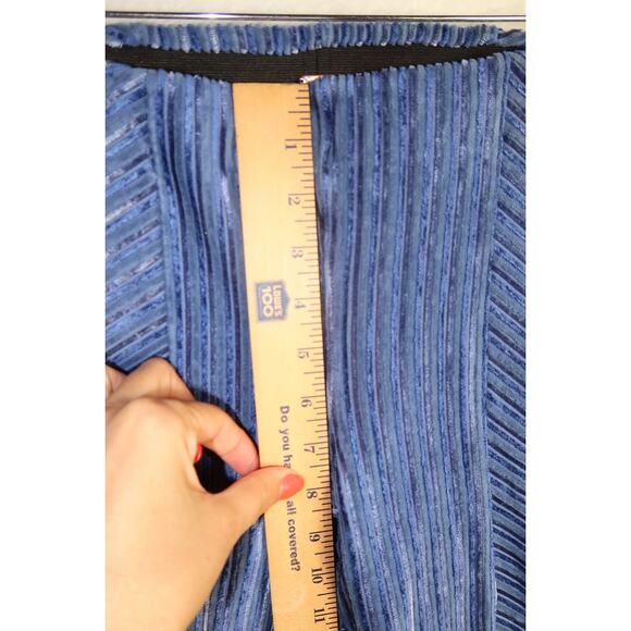 Free People The Slim Pull-On Velvet Flare Pants Blue Small Boho Wide Leg - Picture 6 of 7